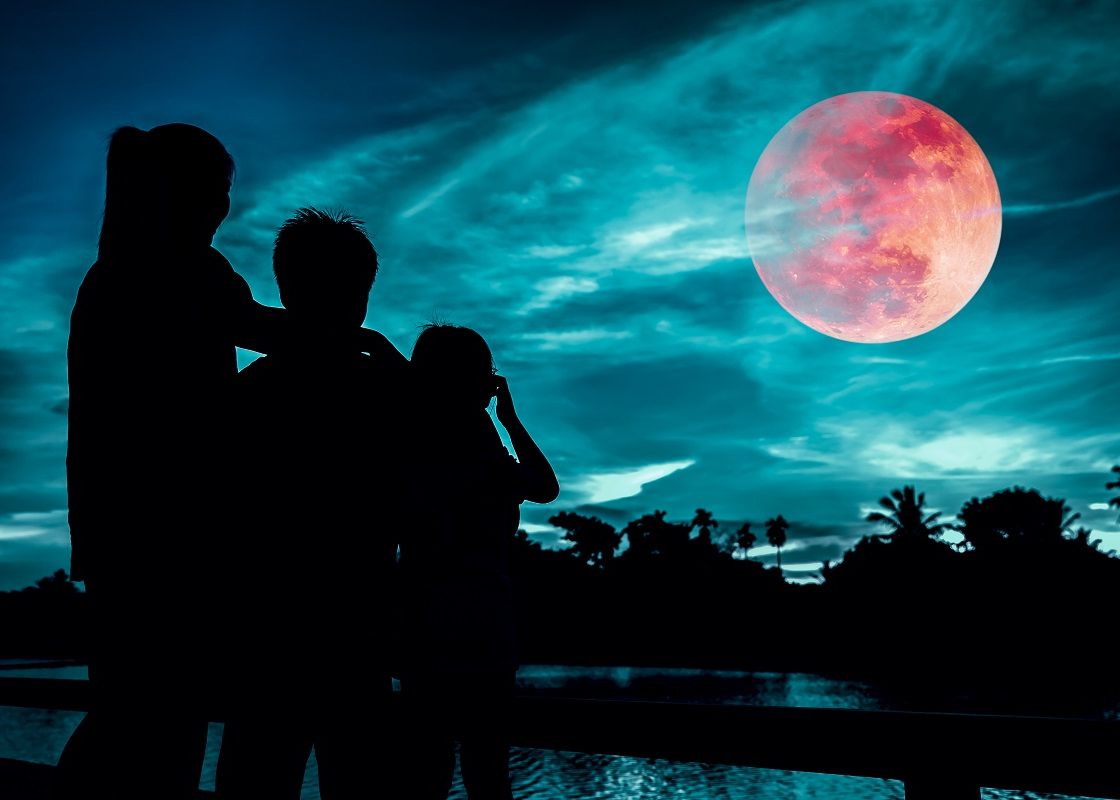 Fenomen Inedit Pe Cerul Noptii Superluna Sangerie Cel Mai Frumos Spectacol Din Ultimii Ani