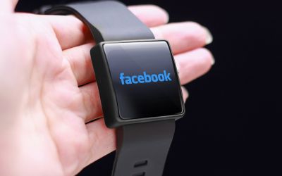 Facebook vrea să lanseze un ceas cu două camere foto