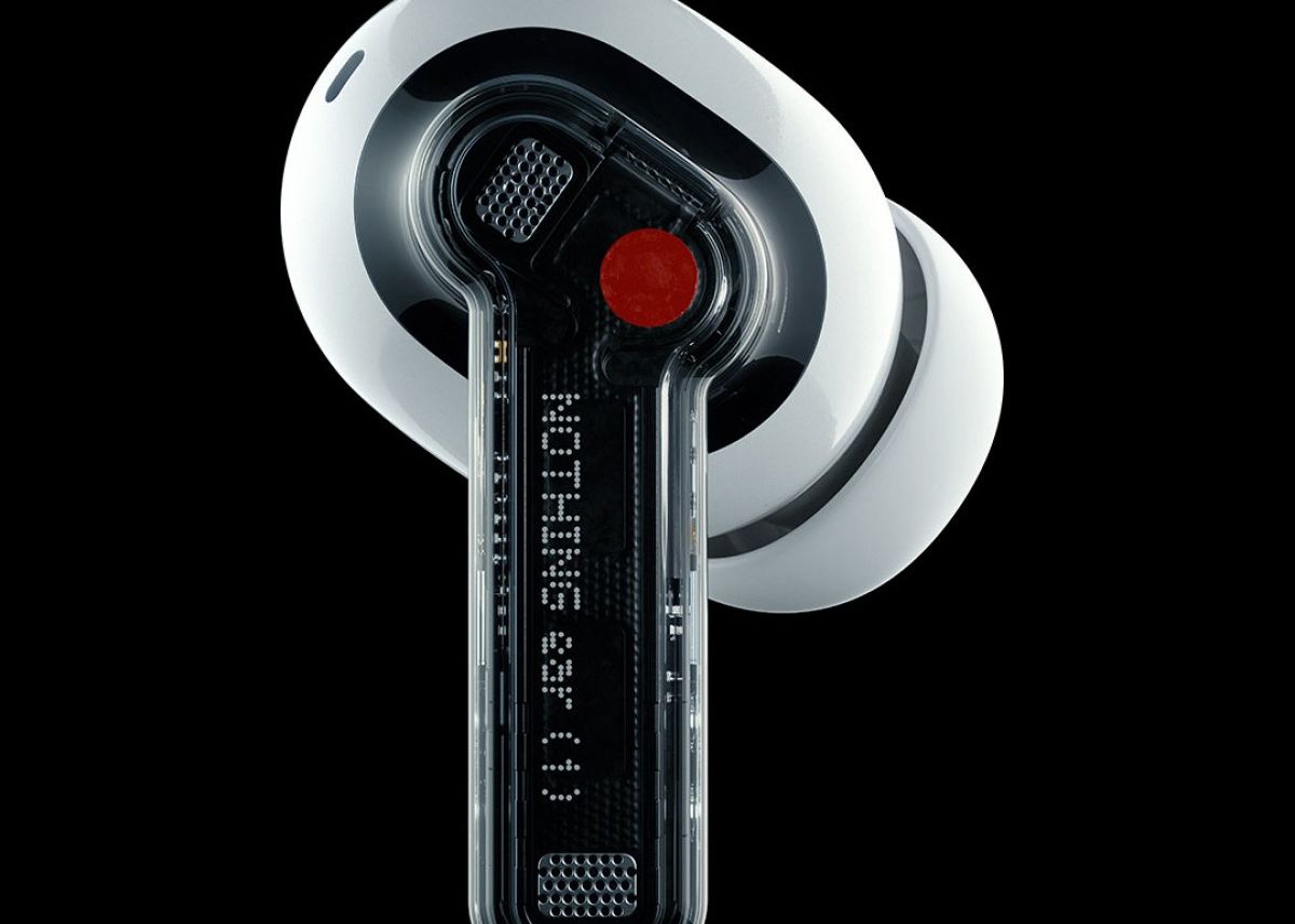 Primele Casti Transparente Lansate Pe Piata Globala Cat De Performante Sunt Noile Nothing Ear 1