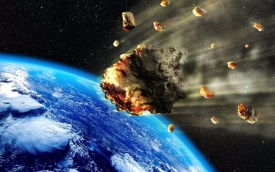 Un asteroid de trei ori mai mare decât Statuia Libertății a trecut periculos de aproape de Pământ la echinocțiul de toamnă