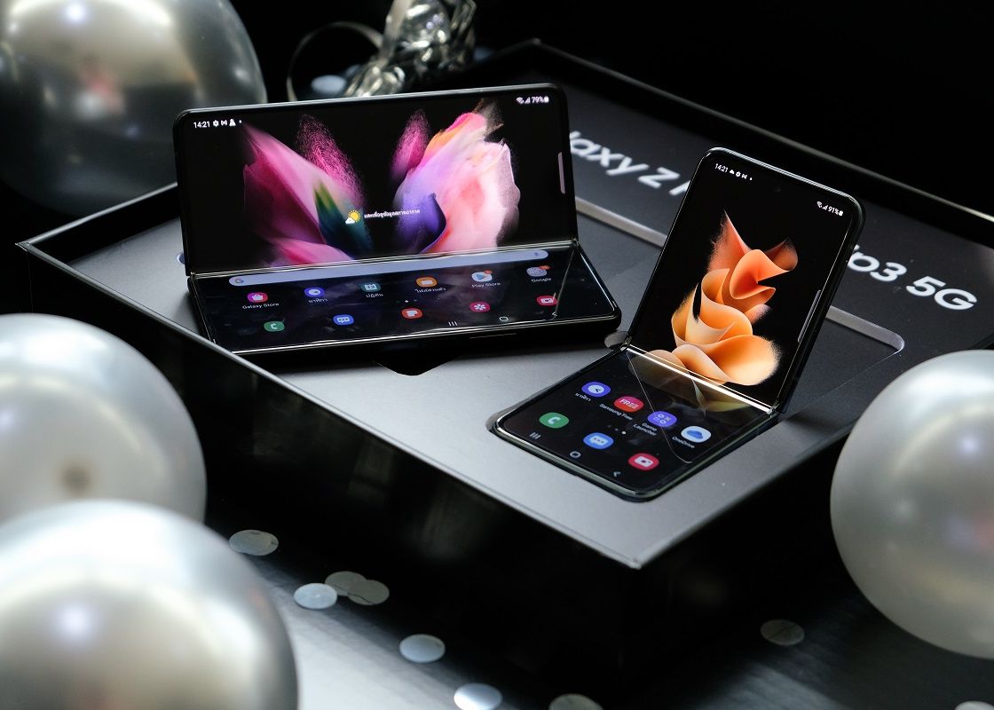 Ținte extrem de ambițioase pentru Samsung. Câte telefoane pliabile vrea să vândă anul viitor Tinte Extrem De Ambitioase Pentru Samsung Cate Telefoane Pliabile Vrea Sa Vanda Anul Viitor