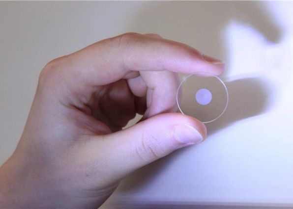 Discul Optic 5d Care Ar Putea Stoca 500tb De Date Timp De Miliarde De Ani