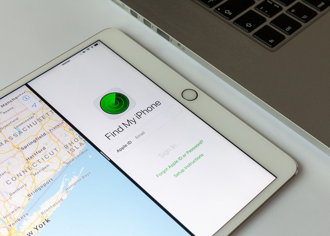 Cum poți să-ți găsești iPhone-ul pierdut - dar și telefonul Android - chiar dacă nu mai are baterie Cum Poti Sa Ti Gasesti Iphone Ul Pierdut Dar Si Telefonul Android Chiar Daca Nu Mai Are Baterie