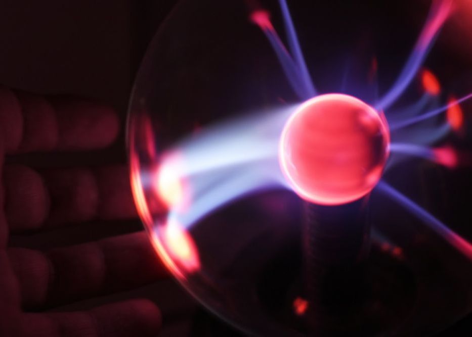 Omenirea In Linie Dreapta Spre Crearea Zsoarelui Artificial