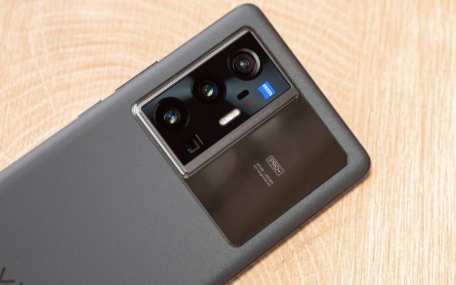 Inca O Companie Vrea Sa Atace Piata Telefoanelor Pliabile Si Pregateste Un Model Fold