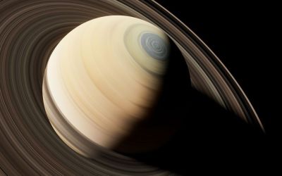 O lună gigantică a lui Saturn are încă o asemănare extrem de ciudată cu Pământul