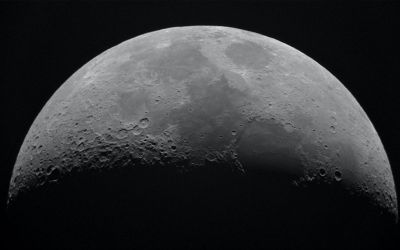 Apă din atmosfera Pământului pe suprafața Lunii? Cercetătorii cred că este foarte posibil 
