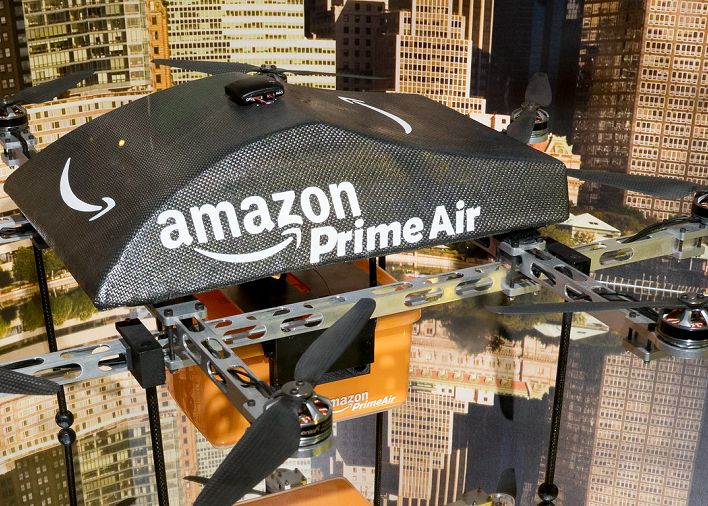 Amazon va începe livrările cu drone în acest an, în SUA Amazon Va Incepe Livrarile Cu Drone In Acest An In Sua