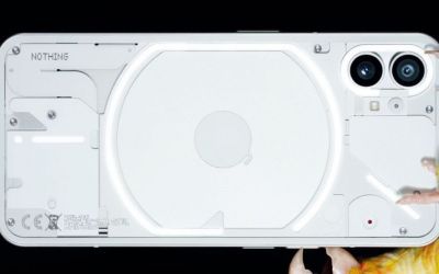 Designul Nothing phone (1), dezvăluit în sfârșit. Cum arată „telefonul transparent”