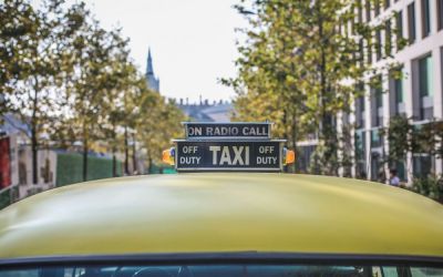 Taxiurile fără șofer, mai aproape de realitate