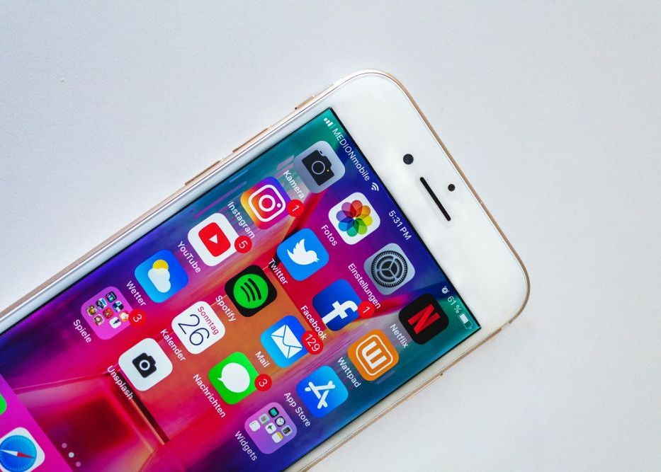 Facebook, Instagram și WhatsApp ar putea avea în curând funcții exclusive pentru cei dispuși să plătească Facebook Instagram Si Whatsapp Ar Putea Avea In Curand Functii Exclusive Pentru Cei Dispusi Sa Plateasca