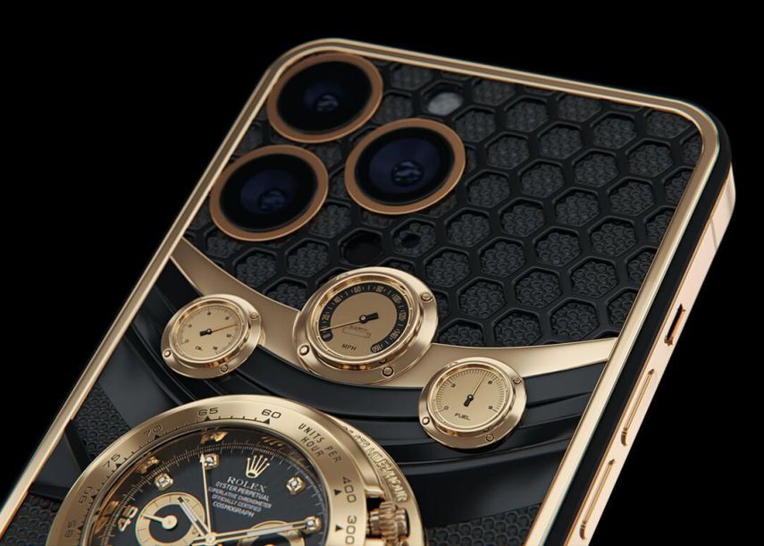 Compania Caviar A Lansat Un Iphone 14 Pro Max Cu Un Ceas Rolex Atasat Pe Spate
