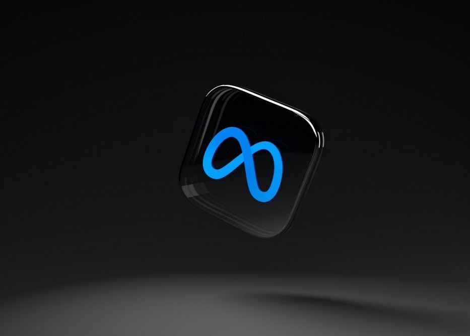 Facebook Instagram Si Whatsapp Ar Putea Fi Nevoite Sa Isi Schimbe Politicile De Ads Meta A Primit O Amenda