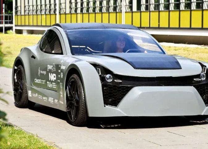 Masina Electrica Ce Curata Aerul In Timp Ce Merge