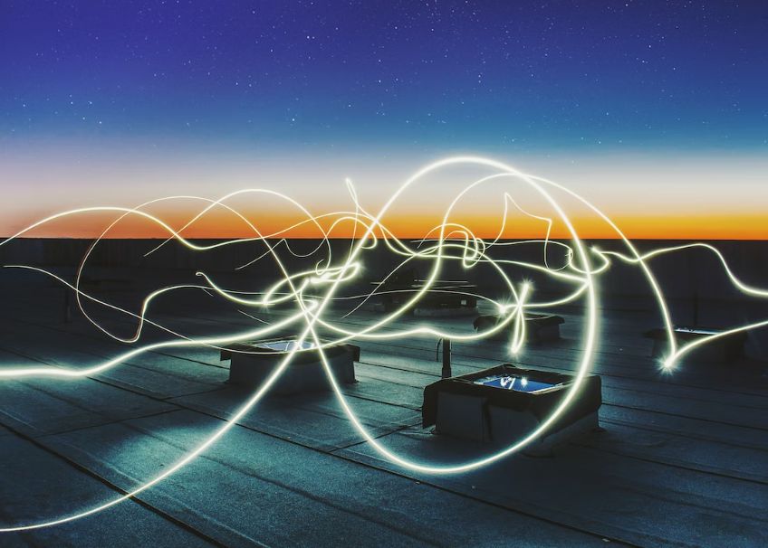 Oamenii De Stiinta Au Gasit O Modalitate De A Produce Electricitate Din Aer