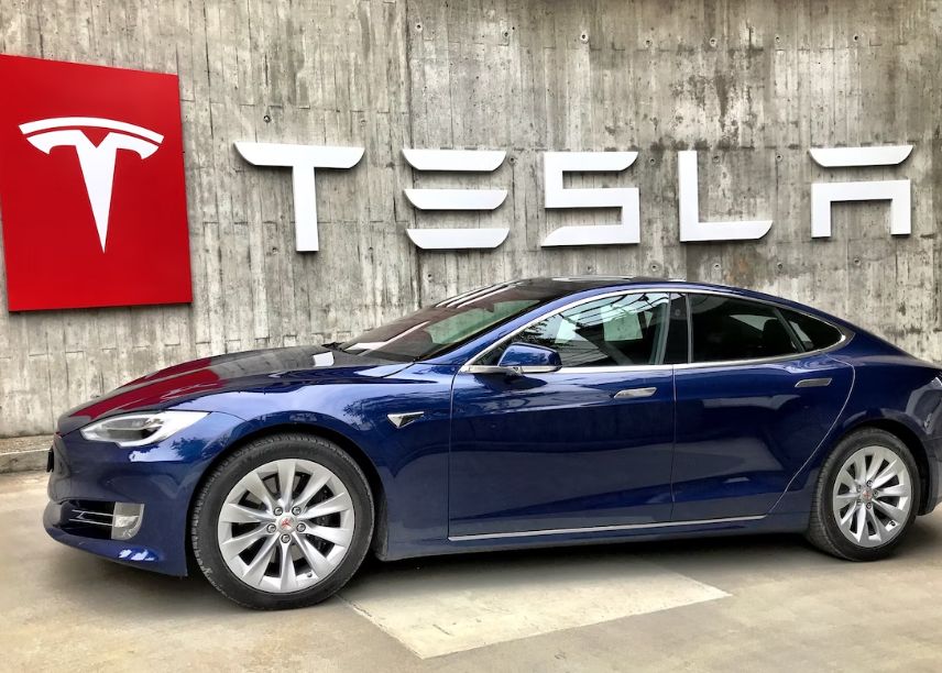 Masinile Tesla I Ar Fi Spionat Pe Clienti Iar Angajatii Au Distribuit Intre Ei Videoclipurile Inregistrate