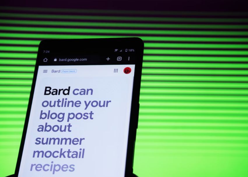 Chatbot Ul Bard De La Google Ofera Acum Si Posibilitatea De A Genera Si Corecta Cod