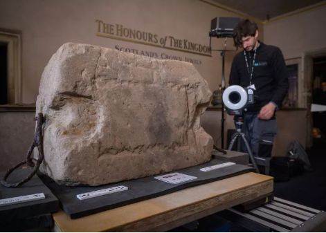 Simbolurile Ascunse Descoperite In Zpiatra Destinului Artefactul Care Va Fi Folosit La Incoronarea Regelui