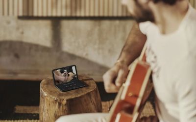 Google a lansat Pixel Fold, primul său telefon pliabil
