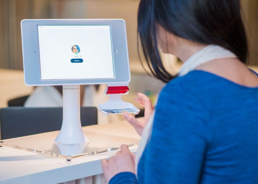 Folosirea Inteligentei Artificiale Reglementata In Ue Sistemele De Recunoastere Faciala Pe Cale Sa Fie