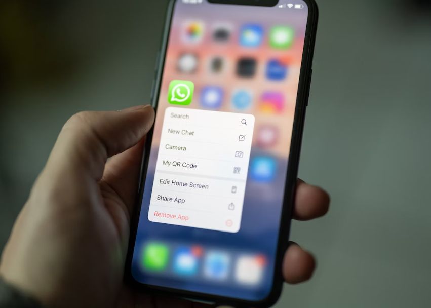 WhatsApp ar putea să vă permită să adăugați mai multe conturi pe un singur dispozitiv Whatsapp Ar Putea Sa Va Permita Sa Adaugati Mai Multe Conturi Pe Un Singur Dispozitiv