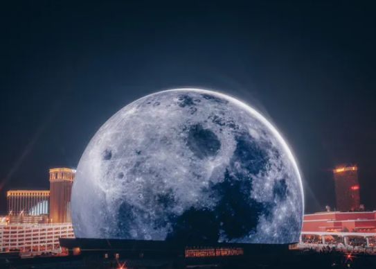 O sferă uriașă, cu unul dintre cele mai mare ecrane LED din lume, „aprinsă” în Las Vegas. VIDEO O Sfera Uriasa Cu Unul Dintre Cele Mai Mare Ecrane Led Din Lume Zaprinsa In Las Vegas Video