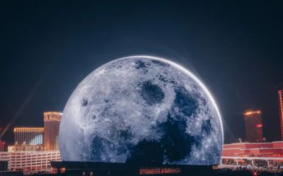 O sferă uriașă, cu unul dintre cele mai mare ecrane LED din lume, „aprinsă” în Las Vegas. VIDEO