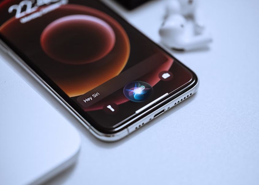 Cel mai recent brevet Apple. Cum ar putea Siri să te înțeleagă doar prin gesturi Cel Mai Recent Brevet Apple Cum Ar Putea Siri Sa Te Inteleaga Doar Prin Gesturi