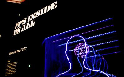 Premieră mondială. O femeie cu paralizie a vorbit printr-un avatar după 18 ani, datorită unui implant cerebral, prin AI