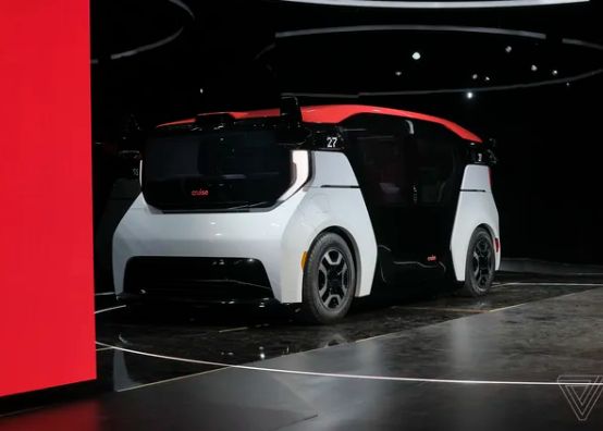 Cruise Este Pe Cale Sa Inceapa Productia De Masini Robot Fara Volan Si Pedale