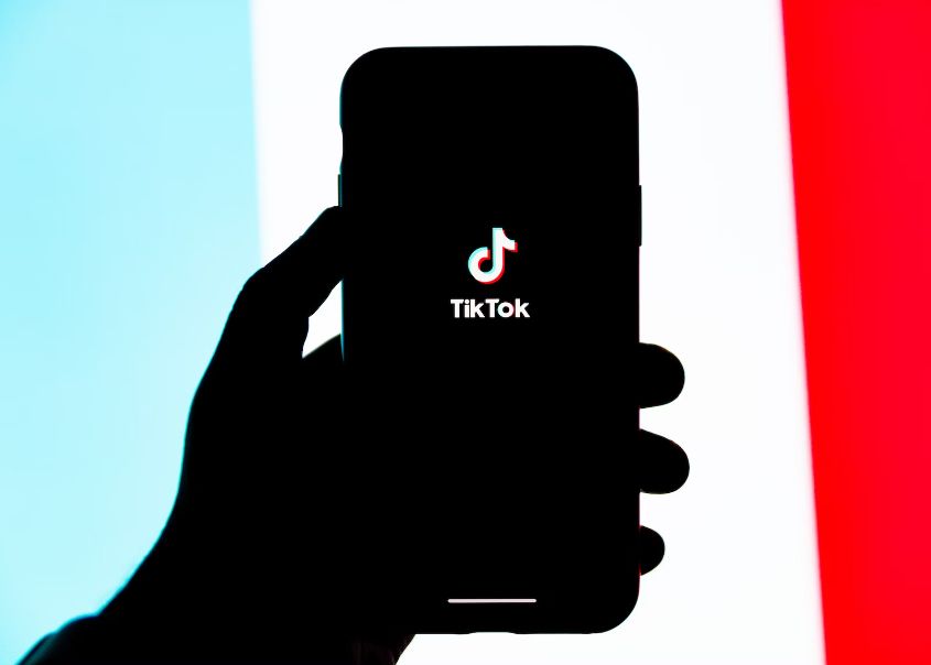 TikTok primește încă o amendă uriașă. În joc sunt datele tinerilor utilizatori ai platformei Tiktok Primeste Inca O Amenda Uriasa In Joc Sunt Datele Tinerilor Utilizatori Ai Platformei