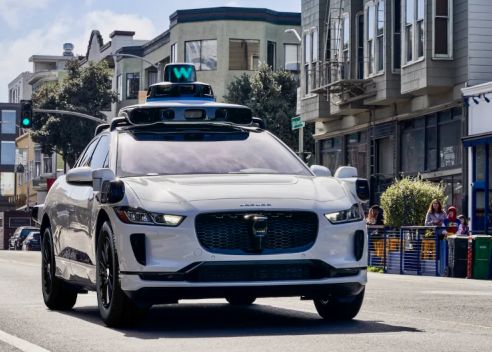 Primul Oras In Care Poti Sa Iei Un Uber Fara Sofer