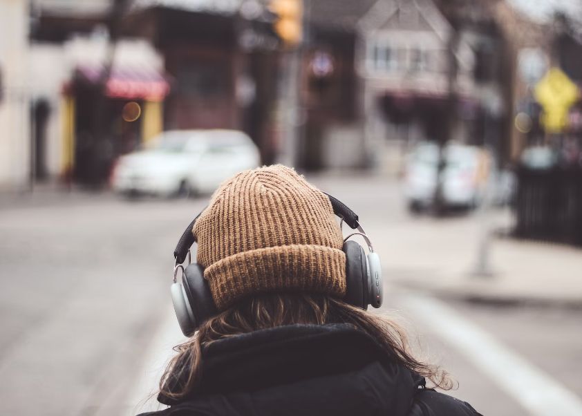 Noua Tehnologie De La Google Poate Transforma Orice Casti Cu Anularea Zgomotului In Dispozitive De Monitorizare