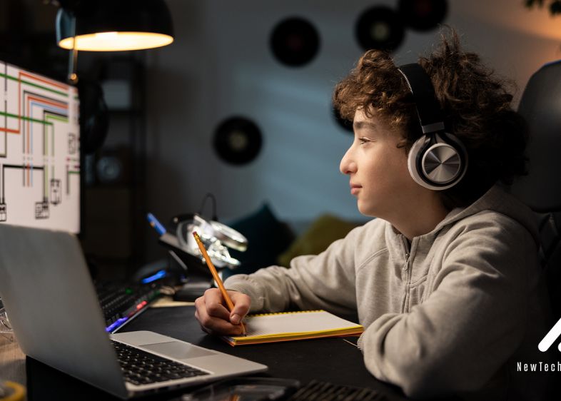 P 10 Motive Pentru A Ti Inscrie Copilul La Un Curs De Programare