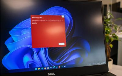 Virusul care imită Chrome și care vă poate fura fotografiile, parolele și accesa toate conversațiile 