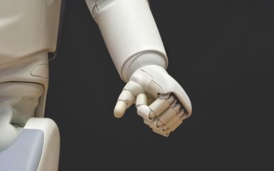 Fondatorul Amazon și Nvidia se alătură OpenAI și mizează pe roboți umanoizi 